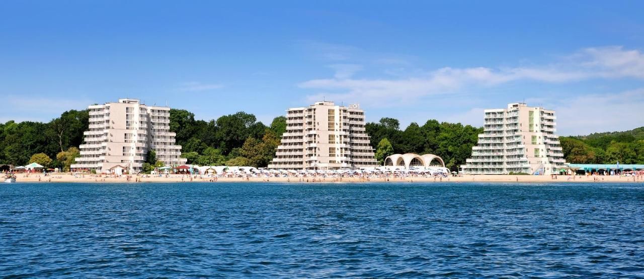 Отель Hotel Nona Албена